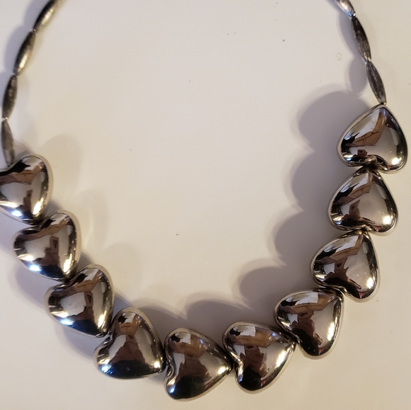 Retro statement bubble  heart silvertone necklace - Picture 1 of 3